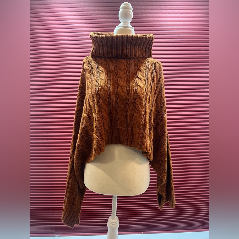 Steve Madden Cable Knit turtleneck Sweater
